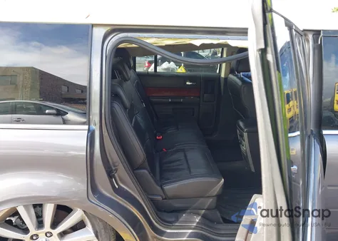 2010 Ford Flex Limited z USA, uszkodzony, nr VIN 2FMHK6DT1ABA54309